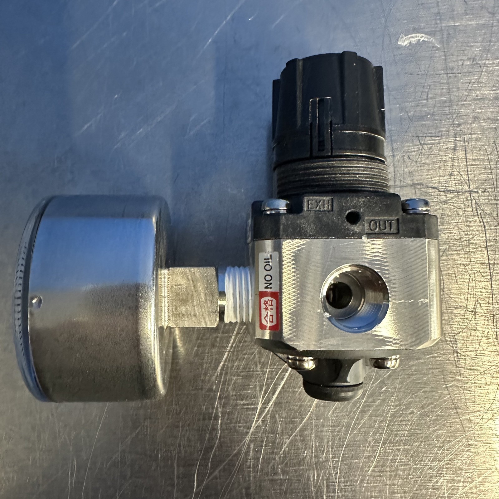 SMC SRH3100-N02 Precision Air Regulator w WIKA Pressure Gauge 0.02–0.2 MPa