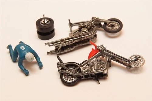 G77 Mattel Hot Wheels Redline era Rrrumblers lot of 2 Parts Bikes