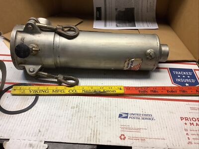 1-1/2  Stainless CF8M L Strainer