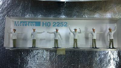 * Merten HO 2252 Pack Verkehrspolizist 6-stellig OO/HO Spurweite 1:87