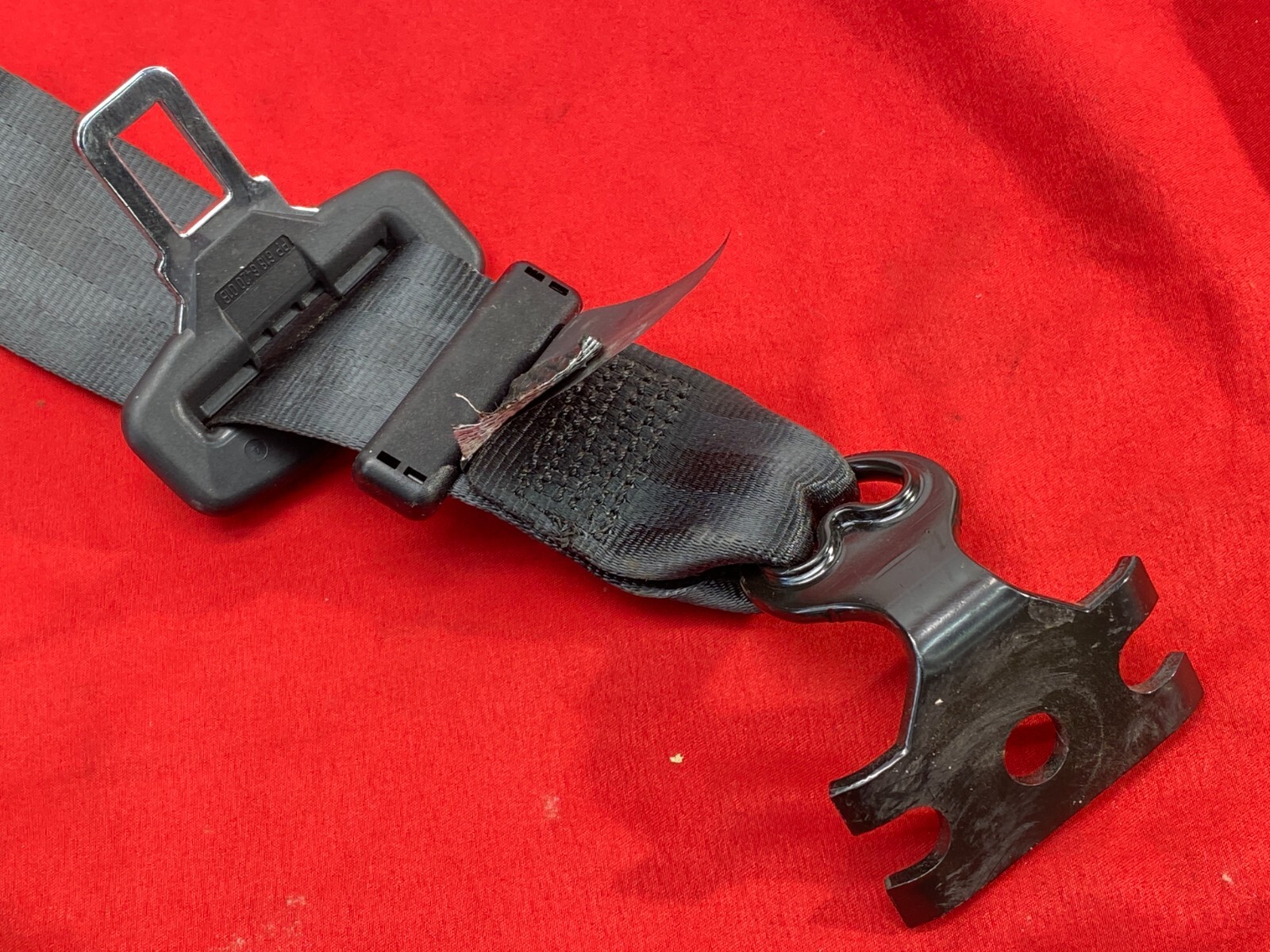 Maserati Ghibli 2014-2021 Rear Seat belt buckle