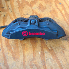 2015-2023 Ford Mustang Gt Front Lh Driver 6 Piston Brembo Brake Caliper - Oem