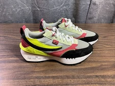 FILA Fantom Low Trainer Sports Women’s Size 6.5 6 Strap Multi-Color