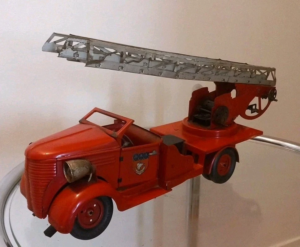 CHAT BOTTÉ MÉCANIQUE en Tole de JOUSTRA. EUR 50,00 - FR