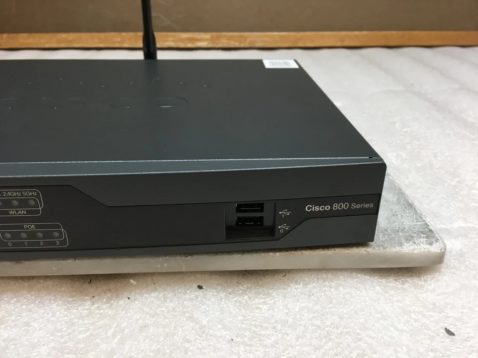 Cisco 891 CISCO891W-AGN-A-K9 8-Port Integrated Services Router *NO ADAPTER* - Image 3 of 4