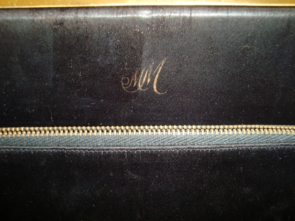 50's Vintage Black Patent Leather Handbag Morris Moskowitz MM Ball Closure - Image 3 of 4