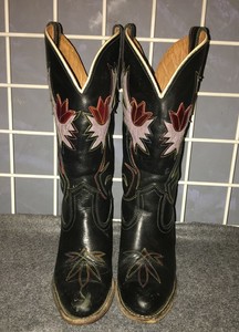 patterned cowboy boots