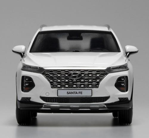 Academy 1/24 HYUNDAI SANTA FE TM Car MCP Plastic Model Kit #15135 - Picture 6 of 9