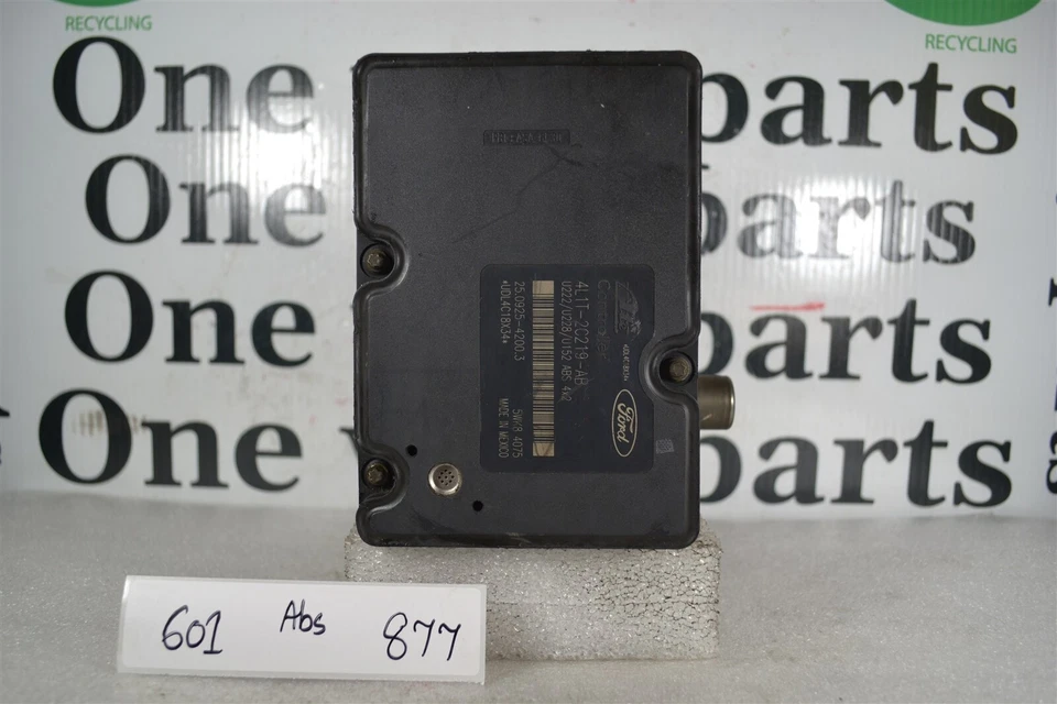 Control bomba freno antibloqueo ABS Ford Expedition 2003-2004 4L142C346AF 6o1 877 Foto 4 de 4