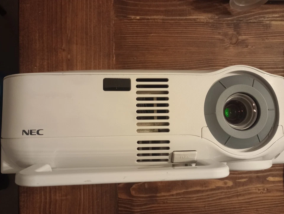 NEC Projector(VT 491) Tested &1 Year Warranty - Image 2 of 4