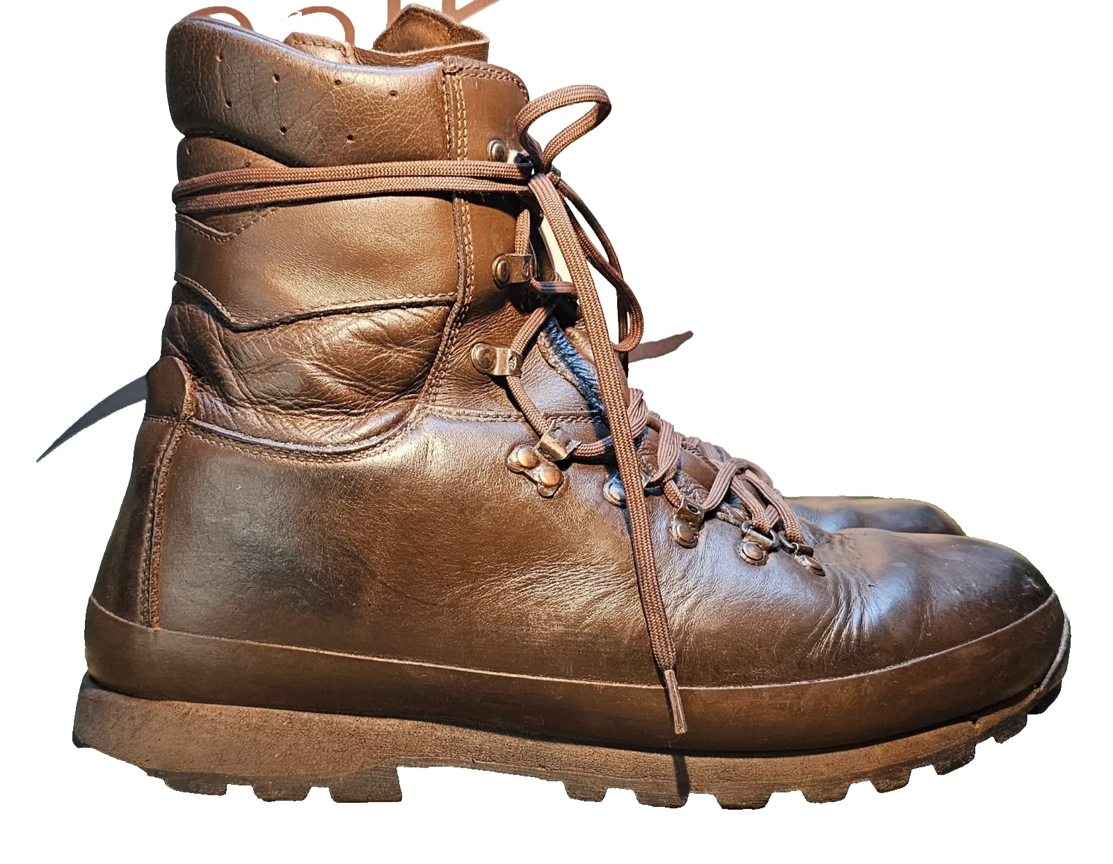 Altberg Defender lightweight boots for Hiking, Fishing, Walking UK 14 M