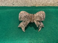 Vintage-Style Bow Shaped Claw-Clip Hair Accessory Silver Tone / Rhinestone 3"