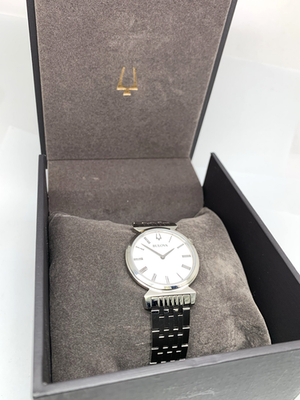 Bulova Women display picture 3