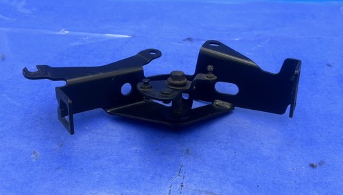 94-01 Dodge Ram V10 Throttle Bracket 8.0 Liter  Accelerator Bracket 97 53031527