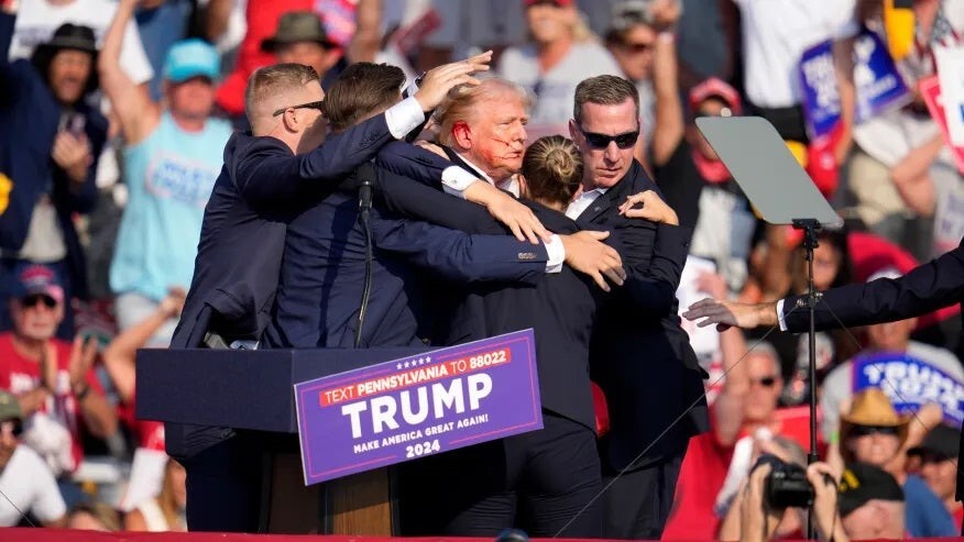 PRESIDENT DONALD TRUMP RALLY SHOT GLOSSY POSTER PICTURE PHOTO PRINT ...