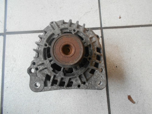 VW Passat B5 Bj.04 2,0TDi Lichtmaschine Generator 028903031AX04