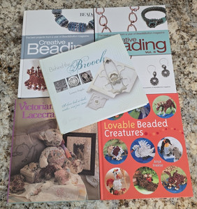 Lot 5 Bead Jewelry Books Creative Beading Vol 2 & 5 Beaded Creatures Brooch