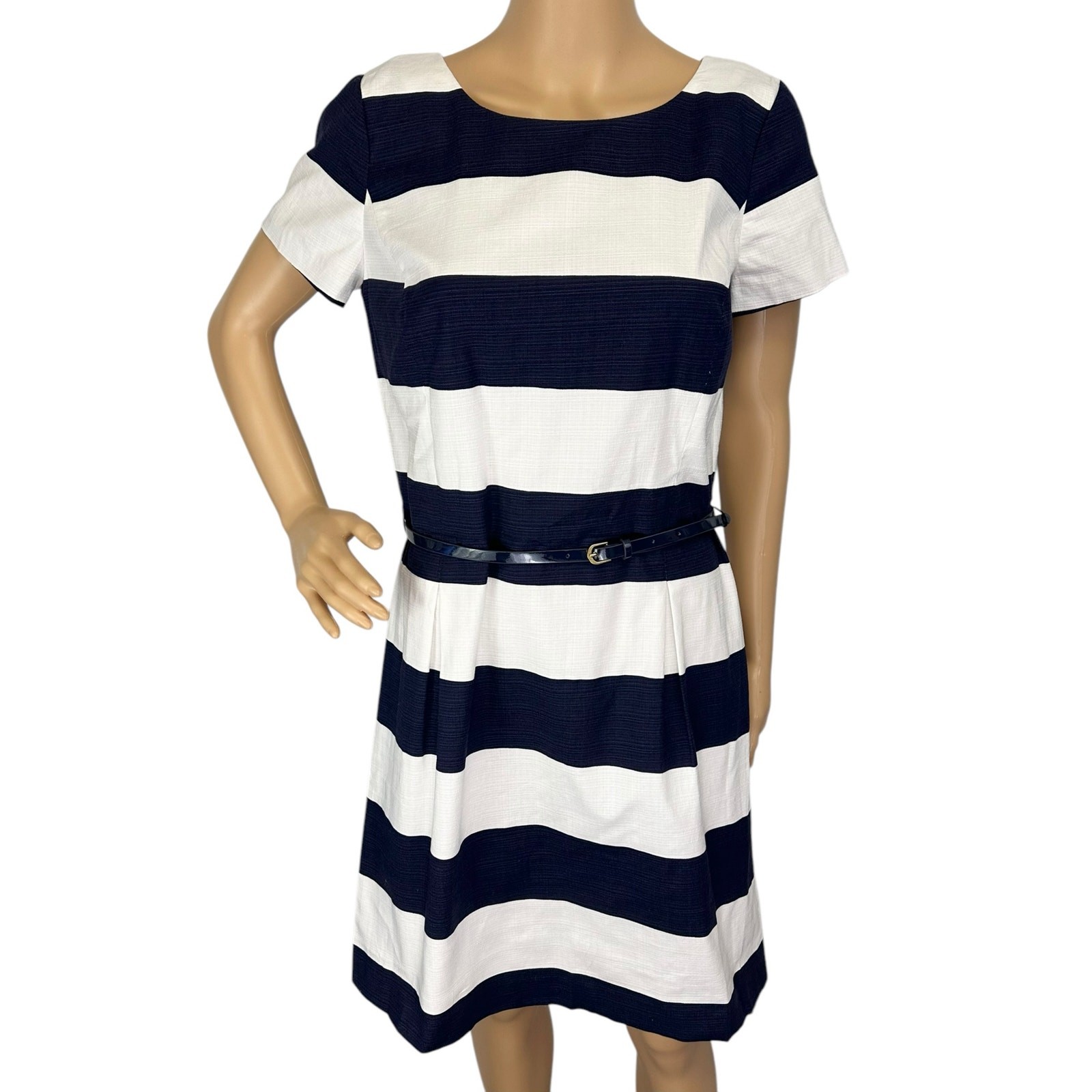 NWT Tommy Hilfiger Striped Dress Navy Blue White Belted Short Sleeve Size 10 thumbnail 2