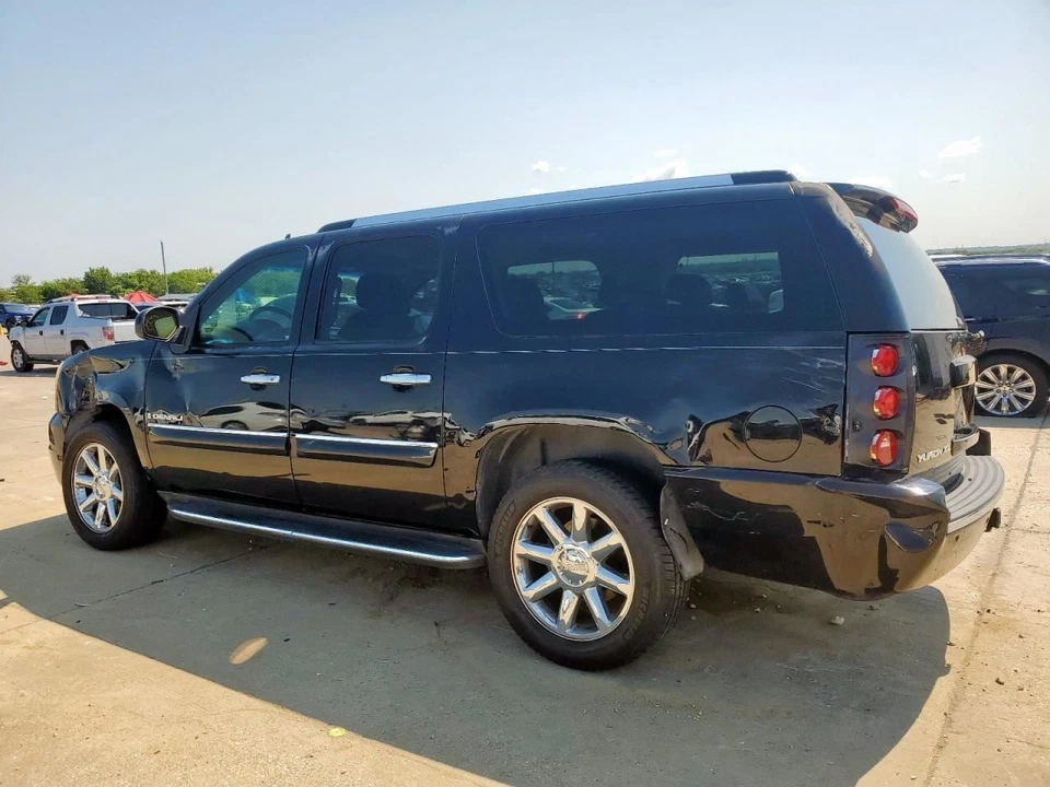 (LOCAL PICKUP ONLY) Passenger Front Door Thru 11/14/10 Fits 07-11 AVALANCHE 1500 - Image 2 of 4