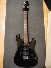 Fernandes Function Stratocaster anni 80 vintage made in Japan MIJ custodia morbida braccio