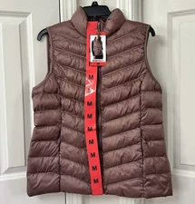 32 Degrees Women’s Lightweight Warmth Stand Up Collar Vest, Pink