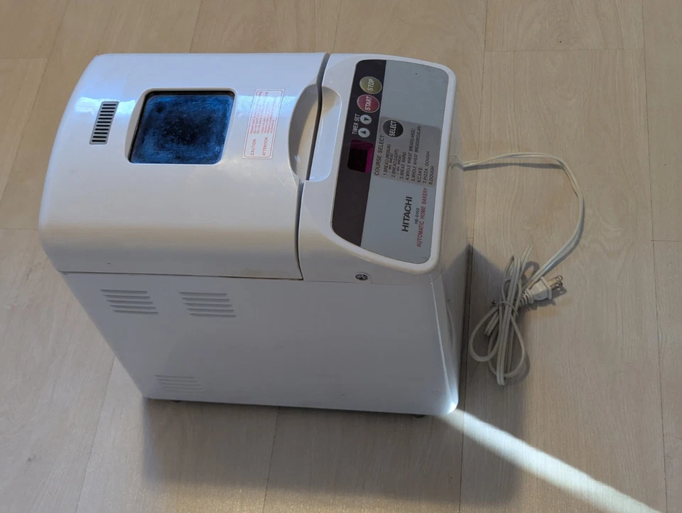 Máquina automática para hacer pan para panadería en casa Hitachi HB-D102 probada restaurada Foto 3 de 4