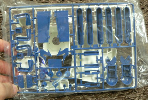Time Bokan series Gyakuten Ippatsuman Home Baser Secret Base MARK Model Kit - Picture 3 of 9
