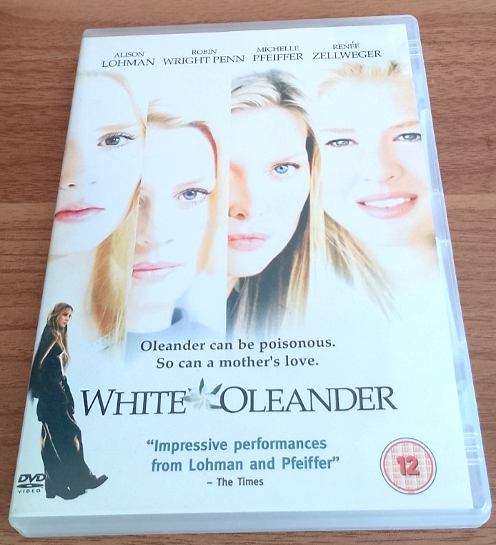 White Oleander - DVD - 2002 - Michelle Pfeiffer / Renee Zellweger - Cert 12