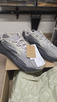 Adidas Yeezy Boost 700 V2 Tephra FU7914 EU 43 1/3 / US 9,5 Neu
