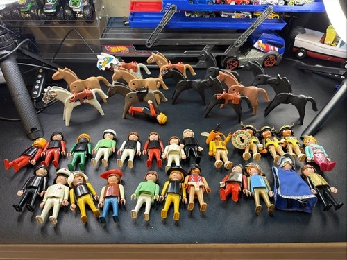 Vintage Lot Of 1794 Playmobil Geobra Toy B