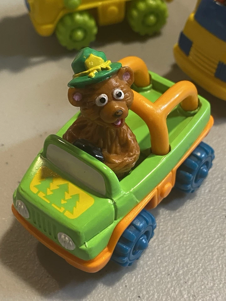 Vintage 4 Tyco Matchbox Sesame Muppet Diecast Car Jet Ski Elmo Fozzie Bear - Imagem 3 de 4