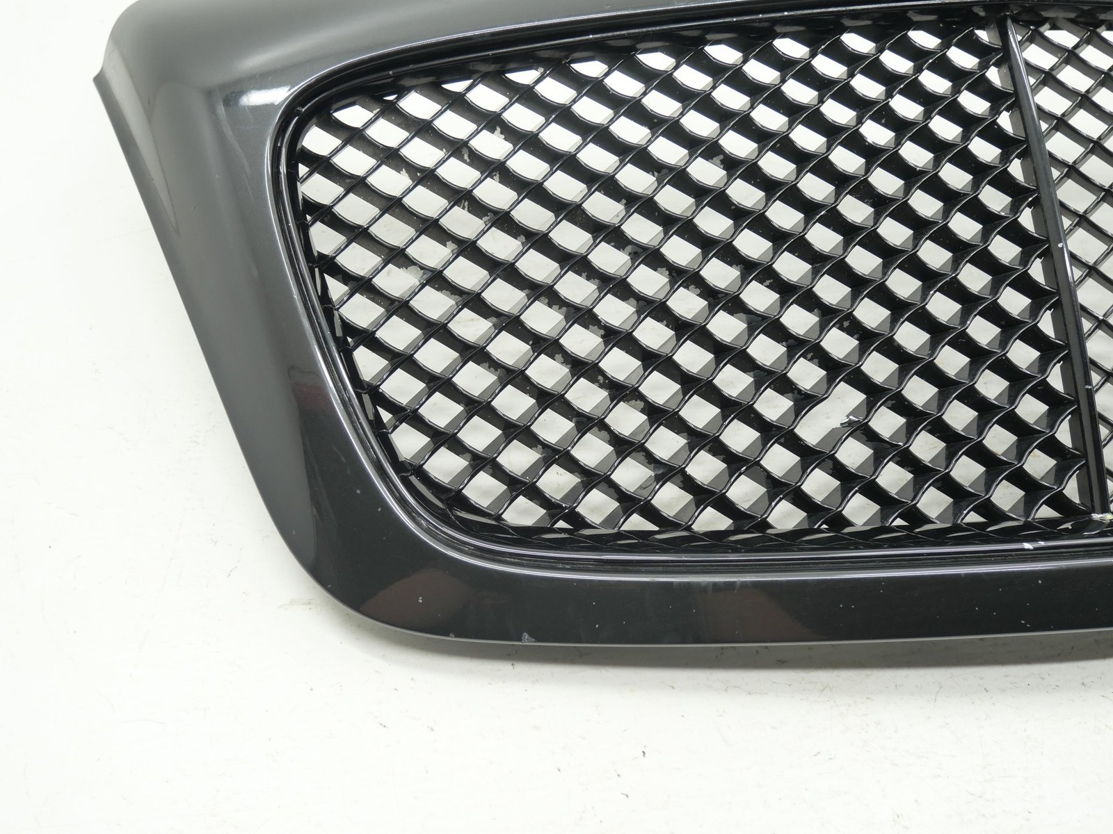 2005 Bentley Continental GT Front Bumper Hood Center Radiator Grille Trim OEM