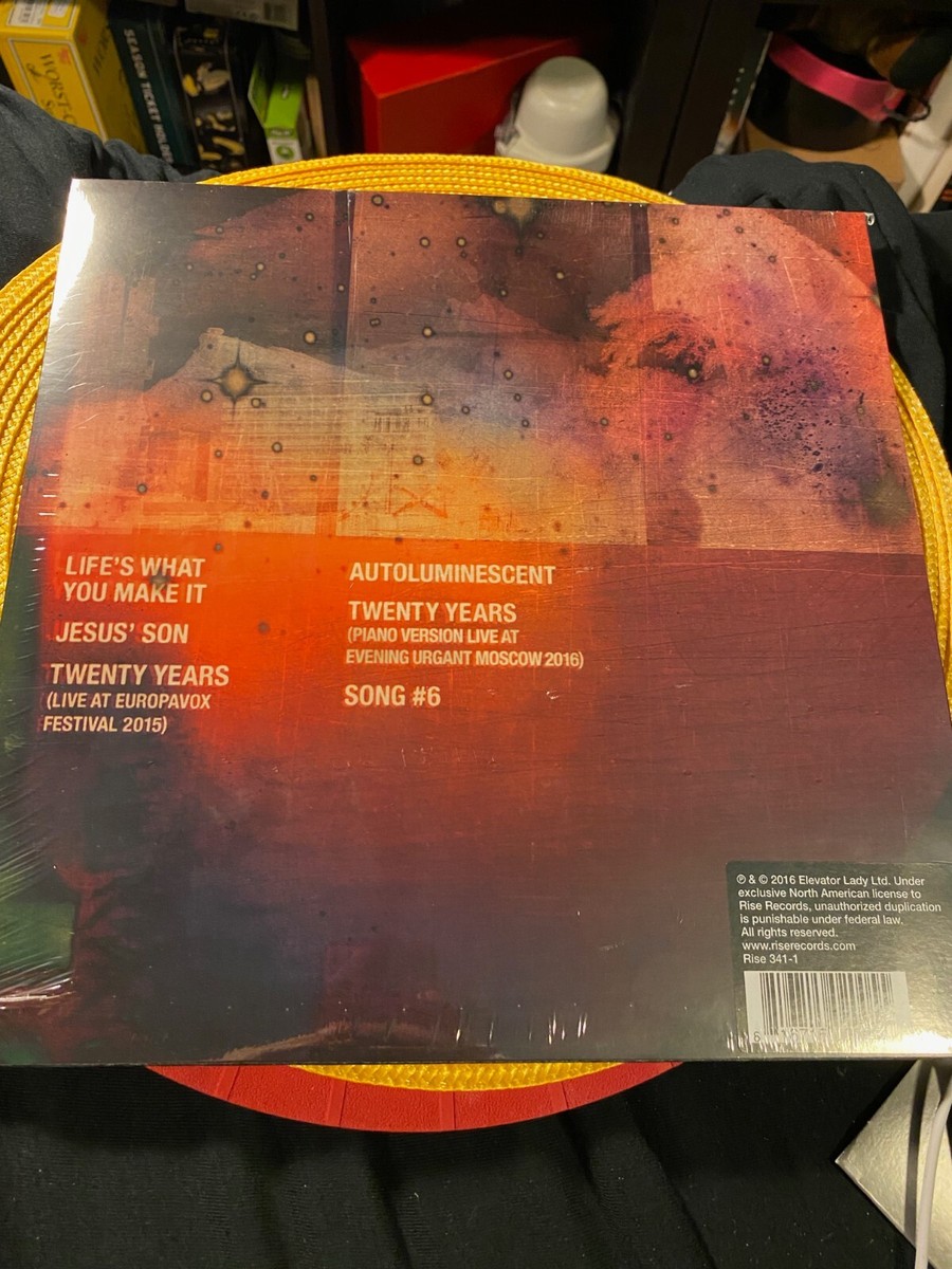 Placebo – Life's What You Make It LP af0b3a080dae40789ba86cfb8d5023