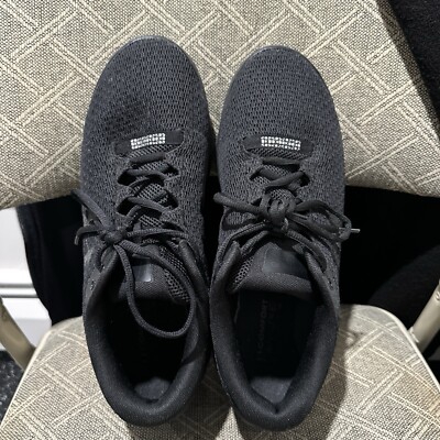 Under Armour Comfort Deluxe Black Men s Sneakers 10.5 Barely Worn!