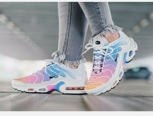 air max azul e rosa