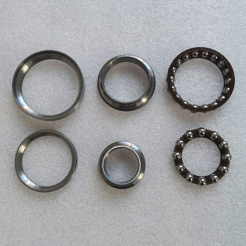Steering Head Bearing For Kawasaki Ninja ZX6R ZX600 ZX636 00-02/05