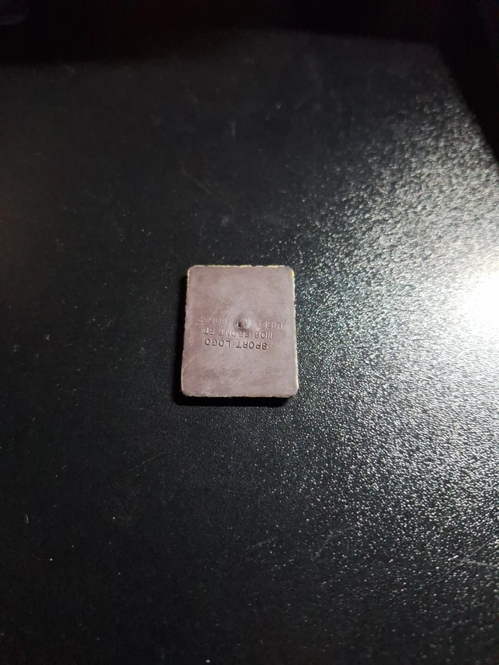 "RARE" VINTAGE PITTSBURGH PIRATES MLB COLLECTIBLE RUBBER STANDINGS MAGNET - Image 2 of 2