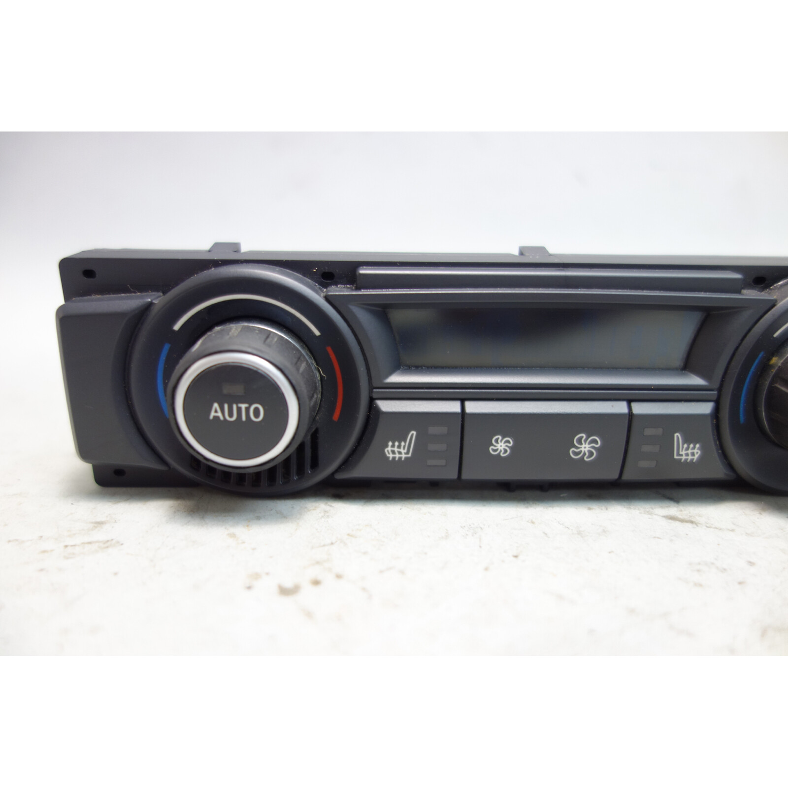 20072014 BMW E70 X5 E71 X6 Rear Climate Control AC Interface w Seat