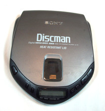 Sony Discman D-171 Digital Mega Base CD Compact Player Good Condition TESTED