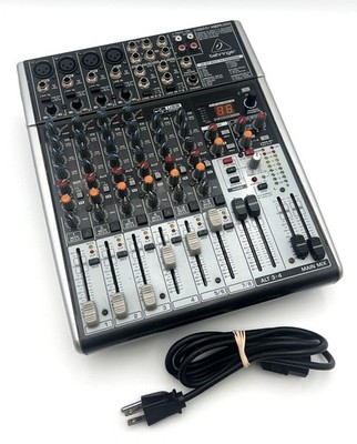 Behringer Xenyx X1204USB 12-Input 2/2-Bus Mixer with Effects & USB