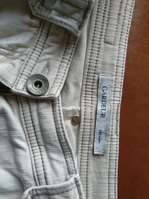 Gradeur Denim beige JeansGr. 42    3/4 Länge gut erhalten