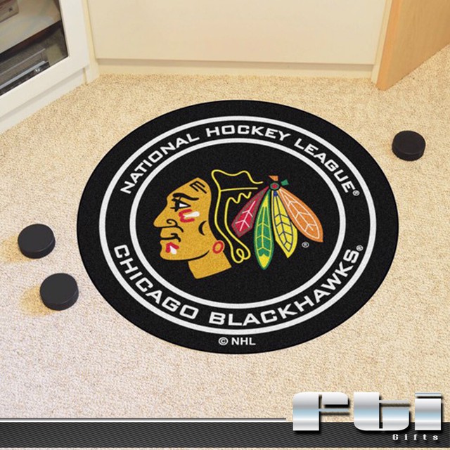 Chicago Blackhawks NHL Hockey Puck Shaped 27" Round Door Floor Mat Rug