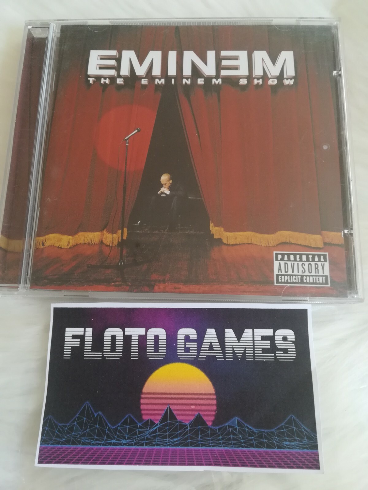 Picture 1 of 2