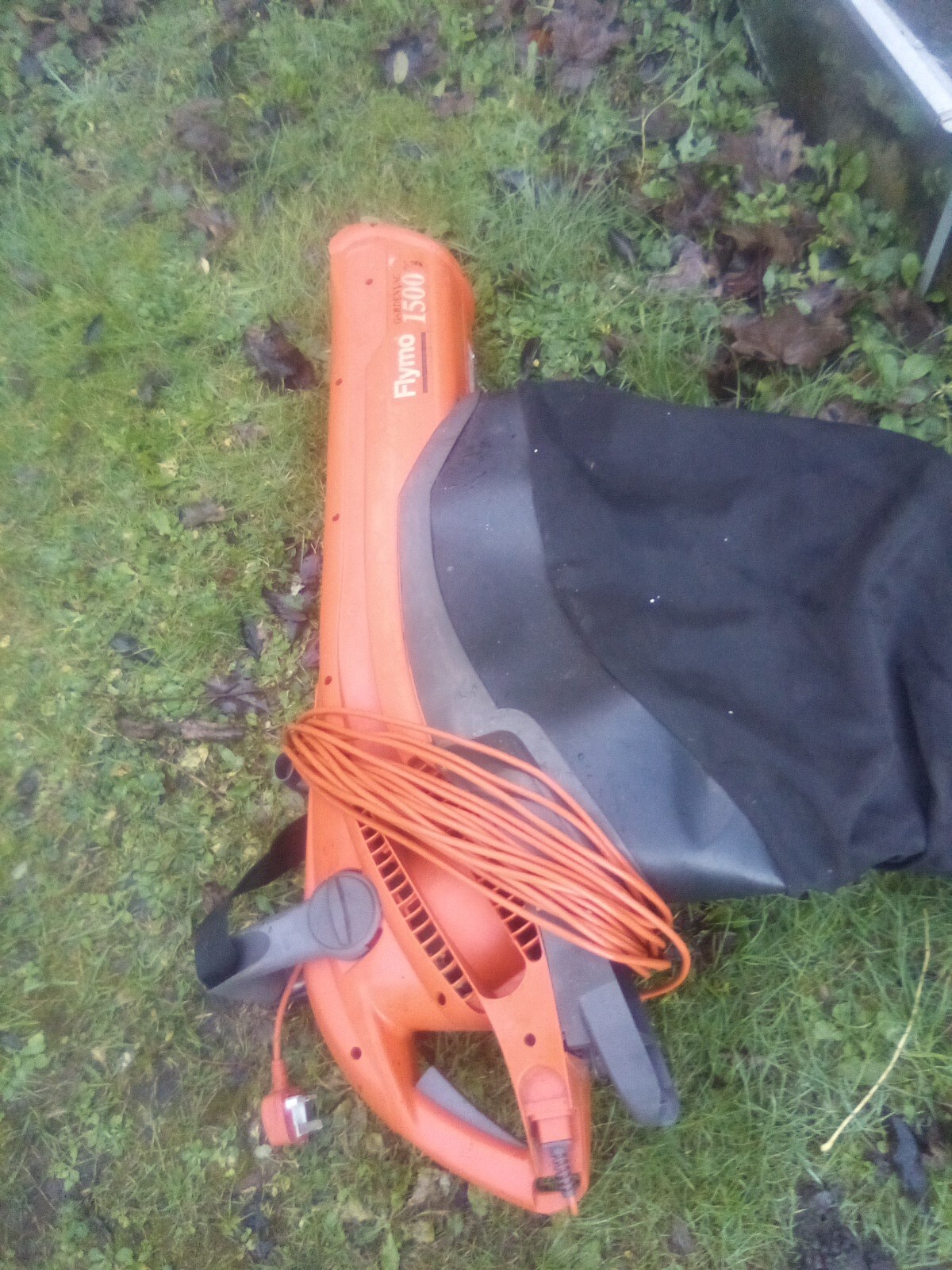 flymo garden leaf blower vacuum eBay