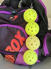 PICKLEBALL BALL HOLDER / STRINGER / CARRIER