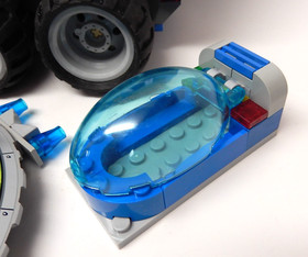 Lego 7066 Earth Defense HQ Space Alien Conquest 100% Complete