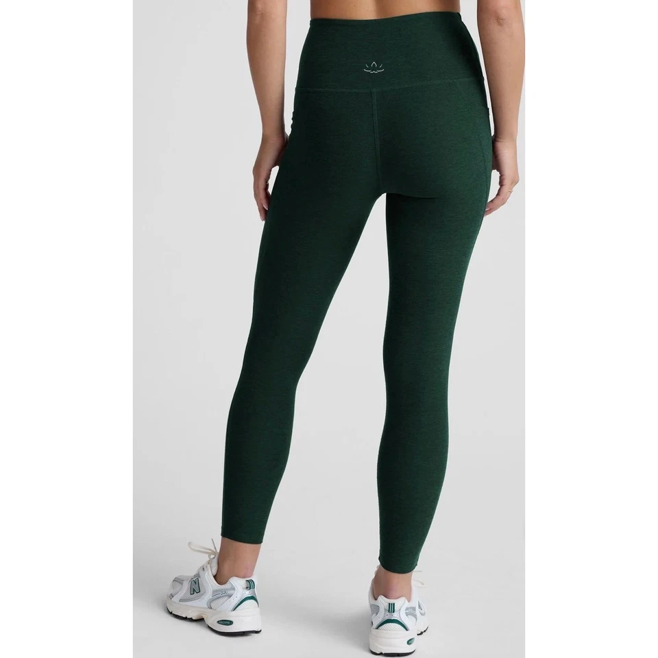 Legging midi BEYOND YOGA Spacedye Fuera de Bolsillo Cintura Alta Verde Talla Pequeña Foto 3 de 4