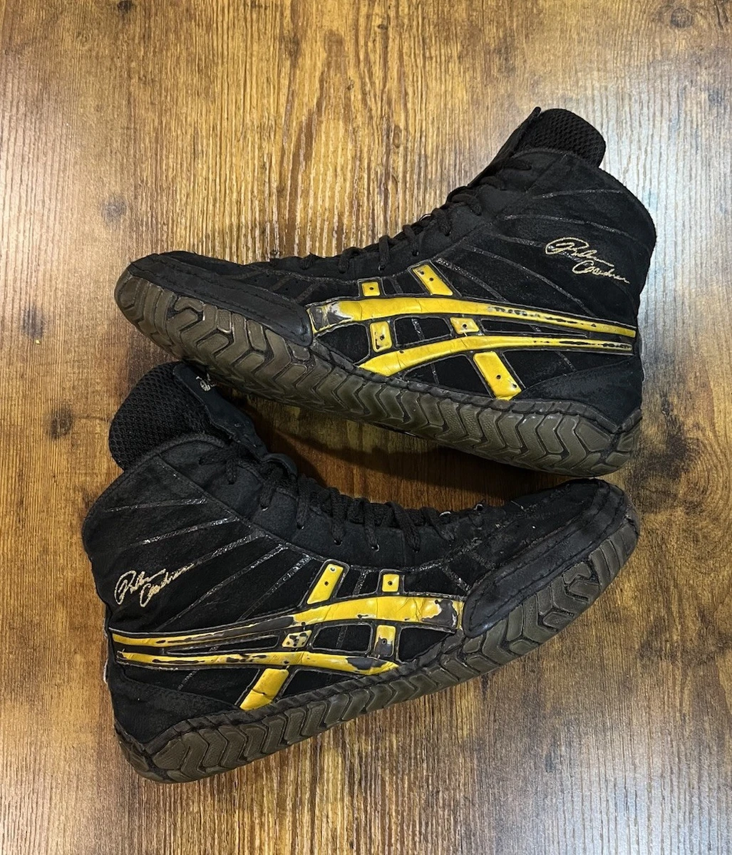 Custom 2008 Rulon Wrestling Shoes Black Gold Men\'s Sz 7.5 (Fit Big) Rulons‎ RARE Had these bad boys in a tote since 2011. I believe both from  main image 2