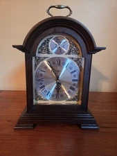 Vintage Mantel Howard Miller Clock Tempus Fugit Model 5036 Japan Electric Strike