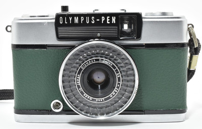   Near Mint OLYMPUS PEN EE-3 Dark Green 35mm Half Film Camera Japan 2791078